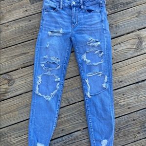 American eagle super stretch ripped jeans size 4